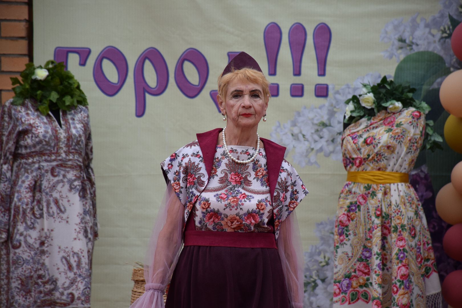 Павловский Посад, городской округ Павловский Посад, люди, город, парк, платки, наряды, активное долголетие