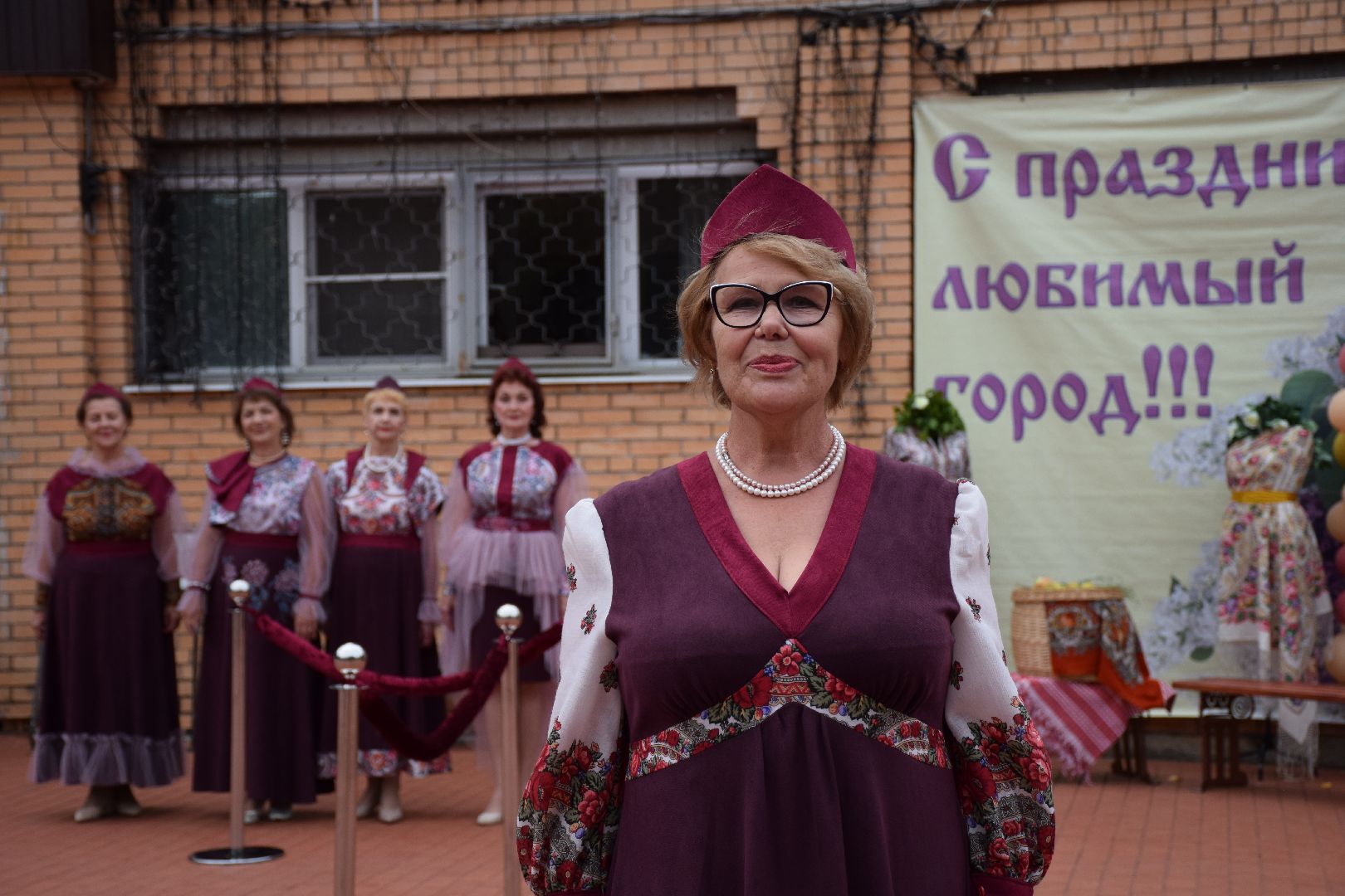 Павловский Посад, городской округ Павловский Посад, люди, город, парк, платки, наряды, активное долголетие
