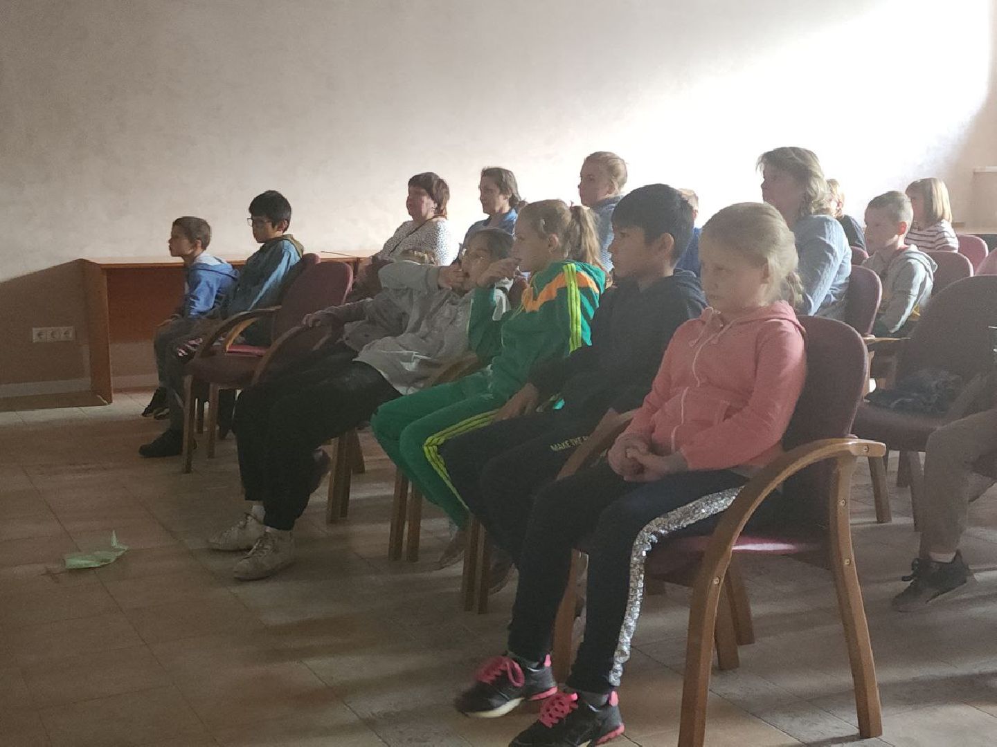 кинопоказ; библиотека; видное; чебурашка; вызов; праведник