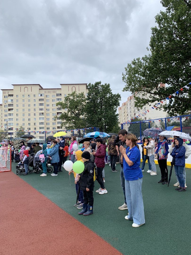 Открытие спортивной площадки, лесопарк Дубки, Калининец