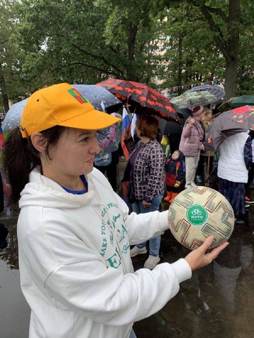 Открытие спортивной площадки, лесопарк Дубки, Калининец