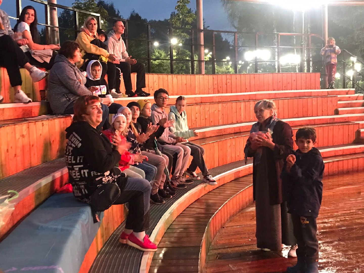 Ночь кино в Подмосковье, кино в парке, фильм Чебурашка, наро-фоминская областная больница,