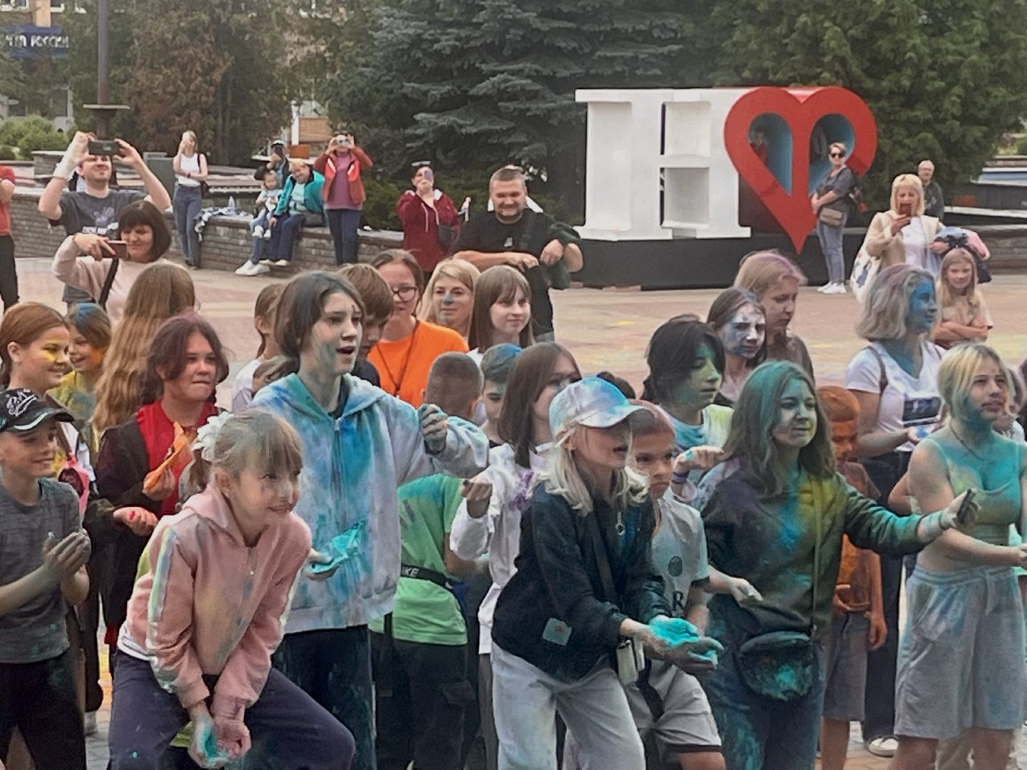 Наро-Фоминск, лето в Подмосковье, фестиваль красок, последние выходные лета, ЦДК