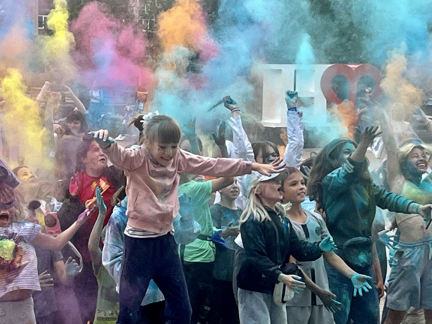 Наро-Фоминск, лето в Подмосковье, фестиваль красок, последние выходные лета, ЦДК