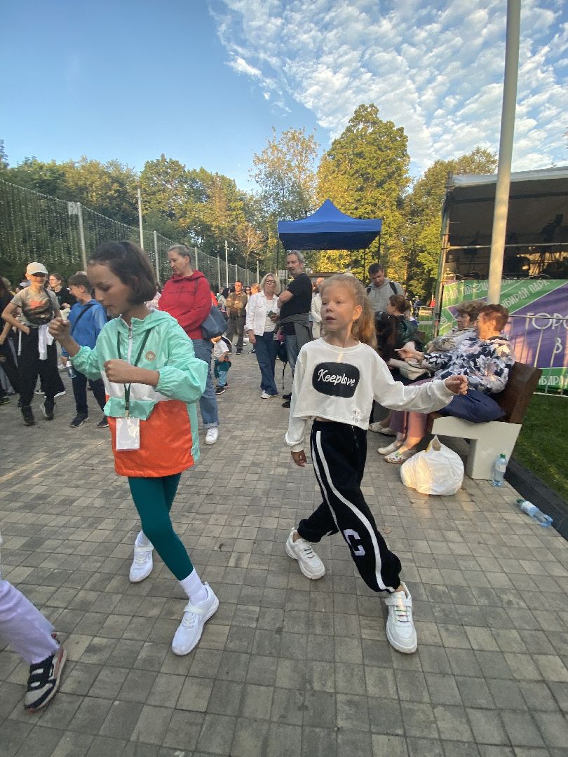 парки подмосковья, город танцует в парках, фестиваль, истра,