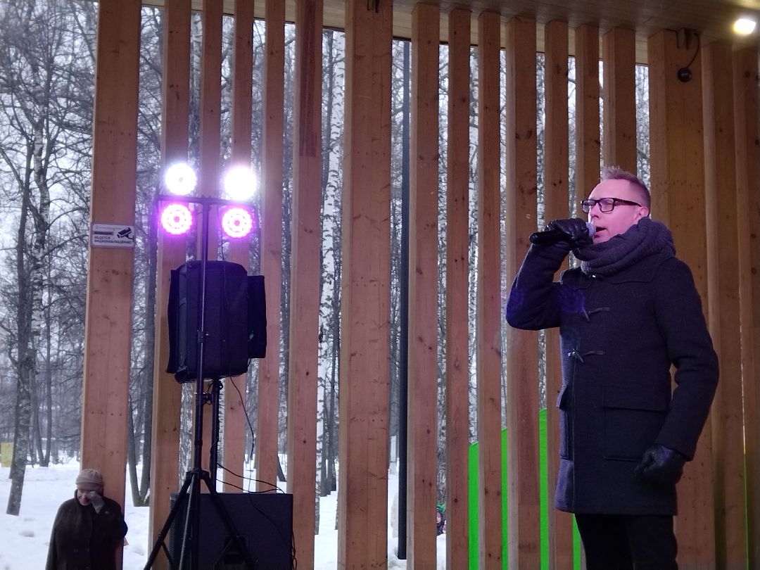 8 марта, международный женский день, Белый Орёл, Дмитрий Быков, Леонид Лютвинский