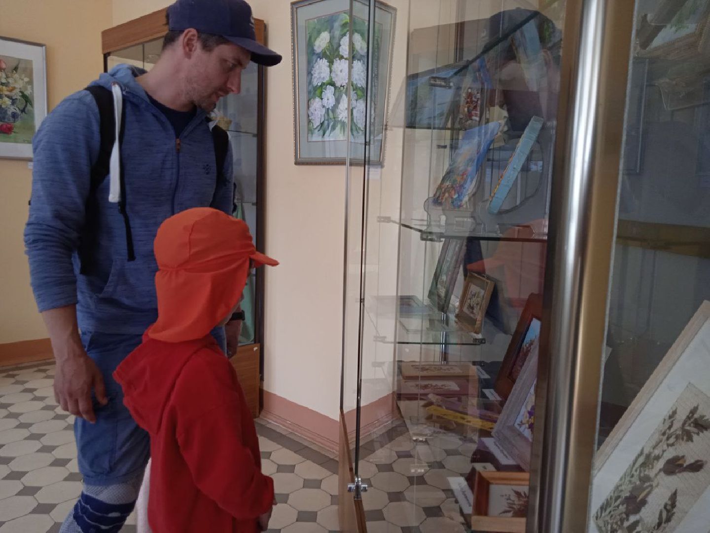 Солнечногорск, выставка, картины, путевой дворец, вернисаж