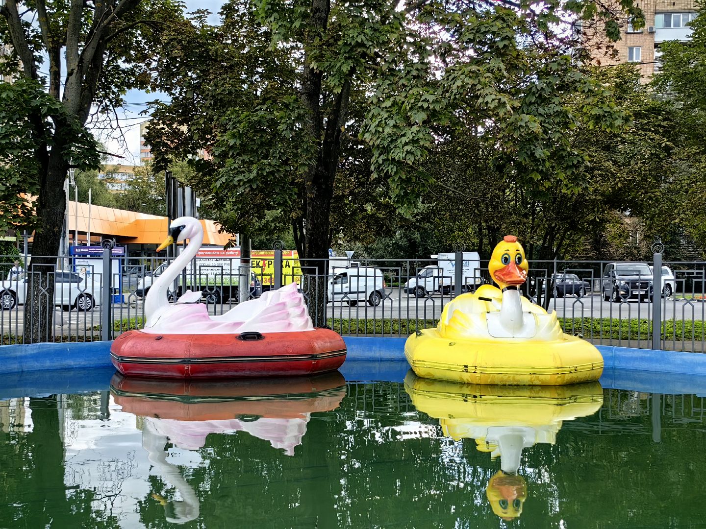 Парк, аттракционы, дети, батутзвездный городок,