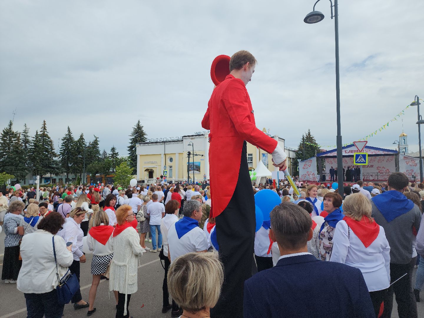 Кашира, день города, ярмарка, Черкизово, Седек, Санрайз, Тепофол, Деревянная сова