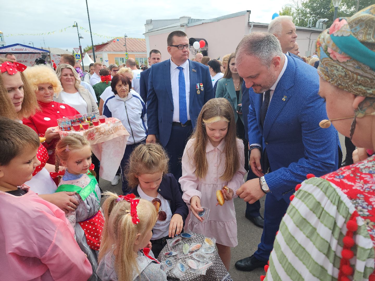 Кашира, день города, ярмарка, Черкизово, Седек, Санрайз, Тепофол, Деревянная сова