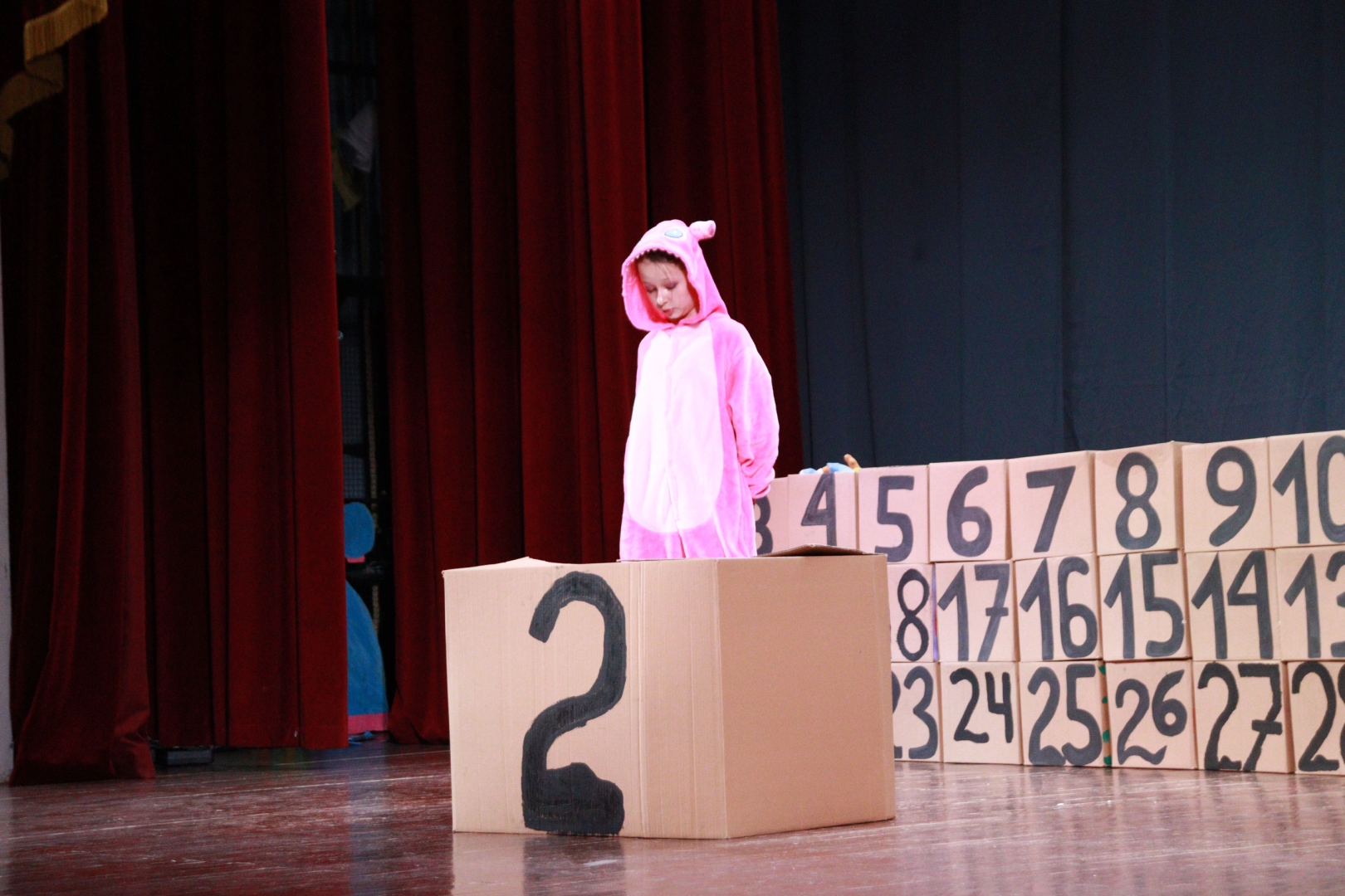 народный театра; т-вид; видное; дворец культуры; актёры