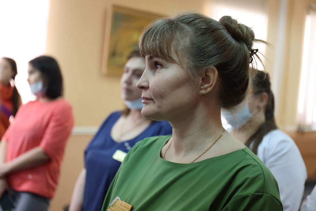 медицина, врачи, медицинский персонал, врачи, медсестры, 8 Марта, праздник, тюльпаны, торт, Реутов