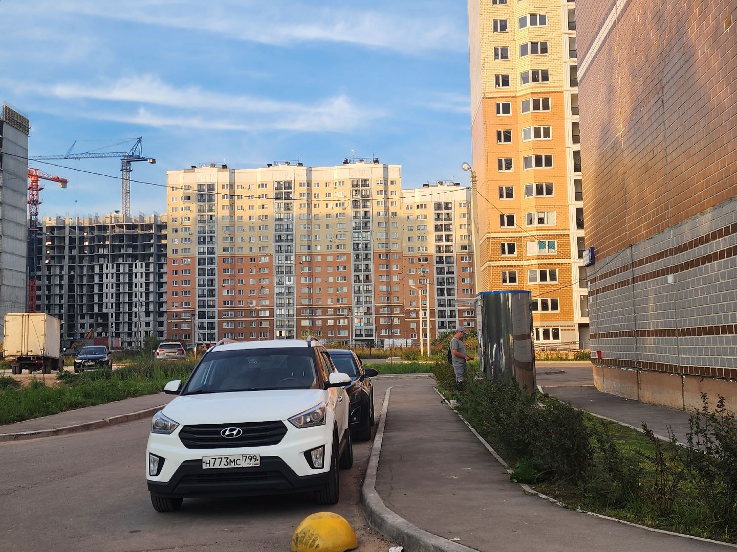 Звенигород, благоустройство, дворы, тротуары, лежачие полицейские