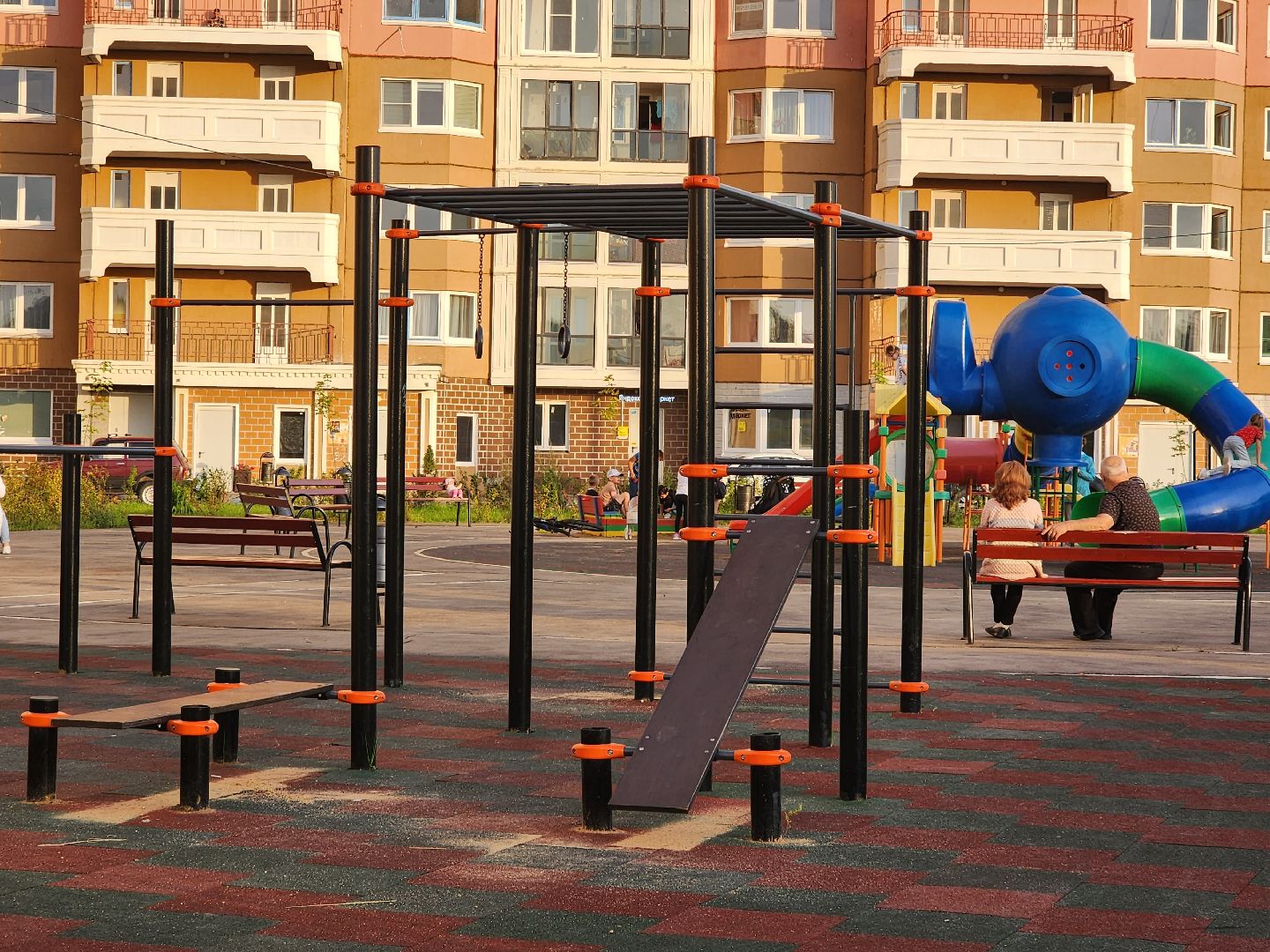 Звенигород, благоустройство, дворы, тротуары, лежачие полицейские