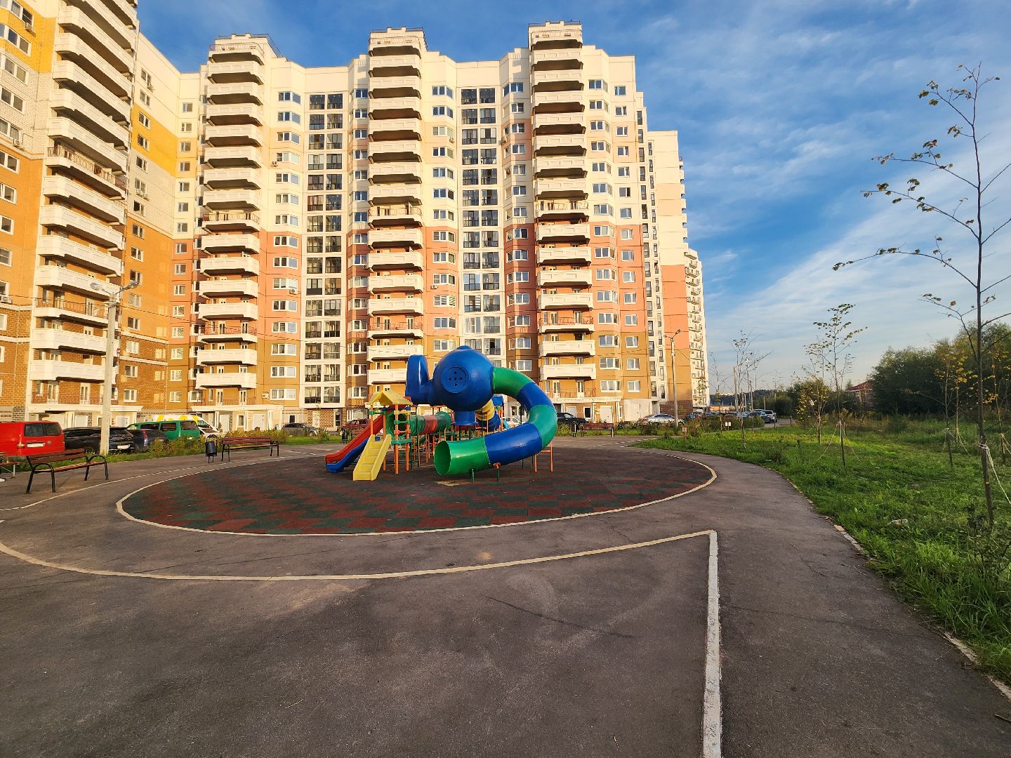 Звенигород, благоустройство, дворы, тротуары, лежачие полицейские