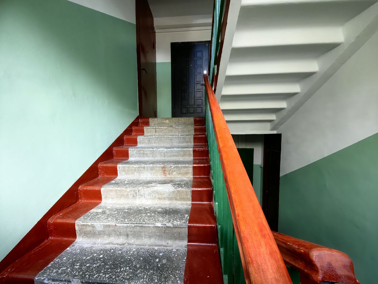 Подъезд, дом, ремонт, перила, входная группа