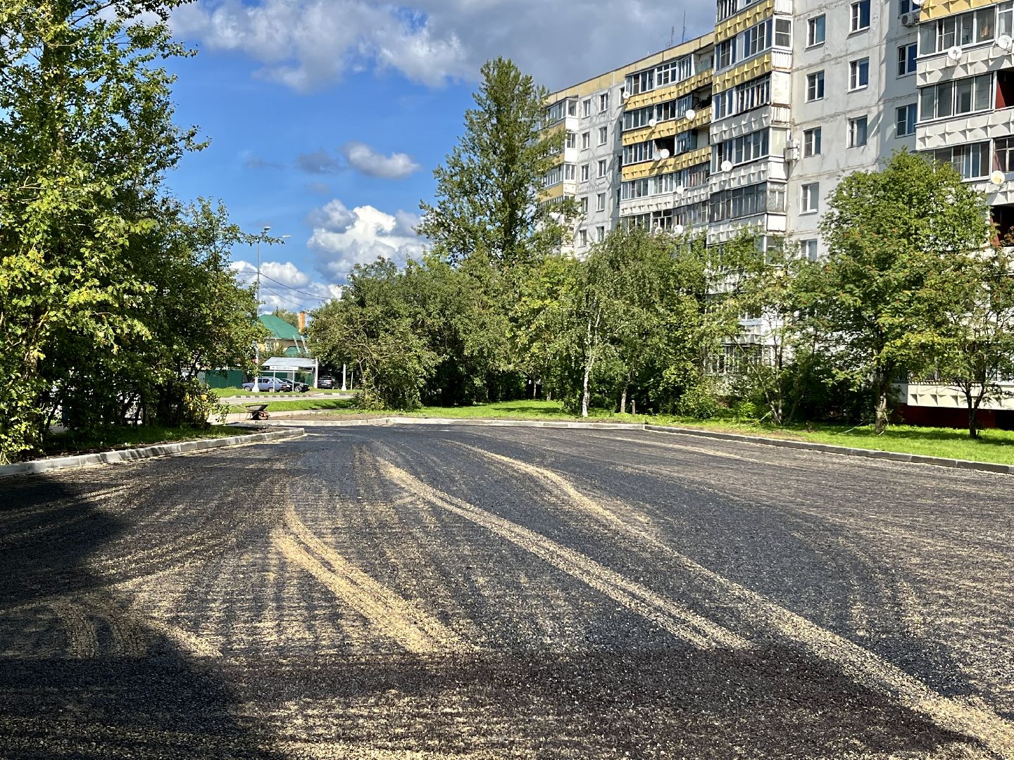наро-фоминск, благоустройство, парковка у дома, комфортное Подмосковье