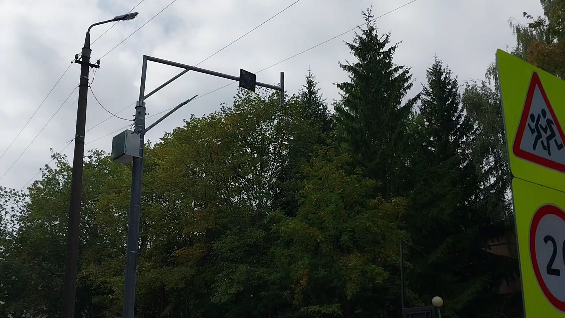 Коломна, дороги, светофор, пешеходные ограждения