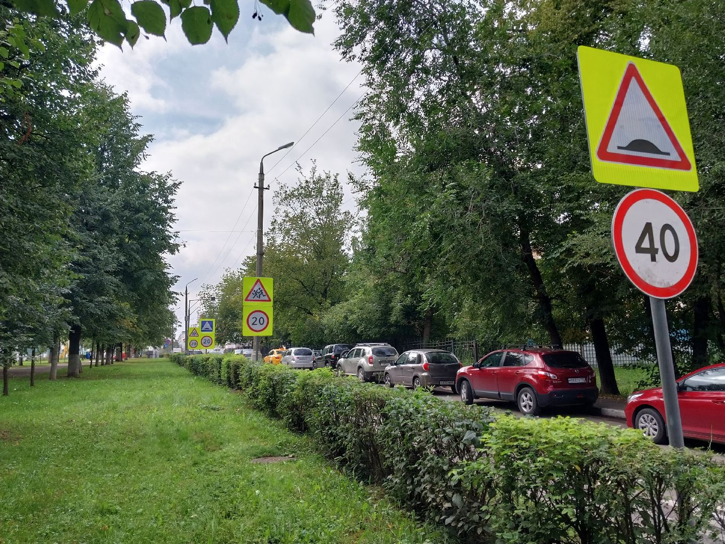 Коломна, дороги, светофор, пешеходные ограждения