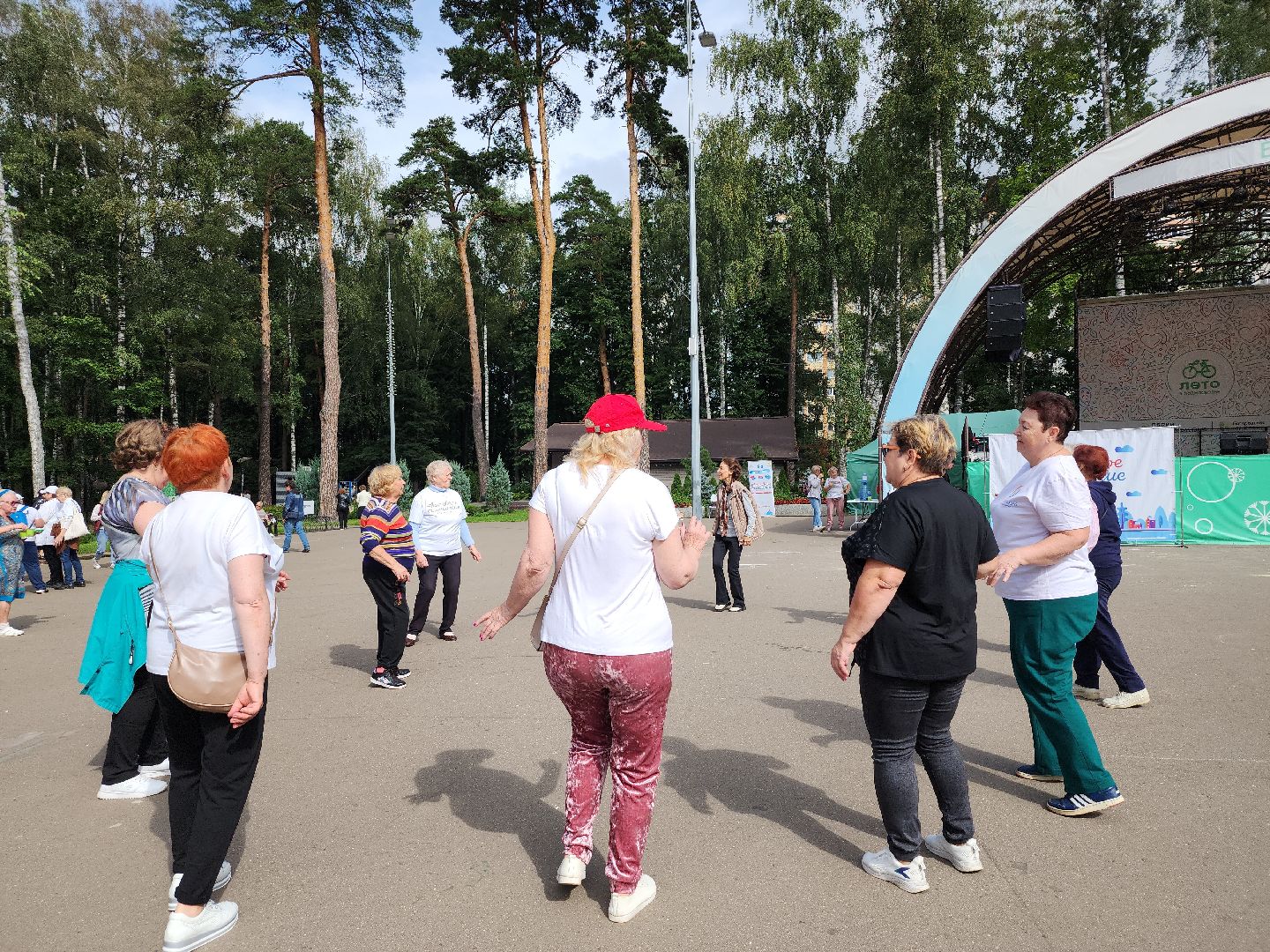 Активное долголетие, Зарядка долголетов, Центральный парк, Ногинск, Богородский городской округ