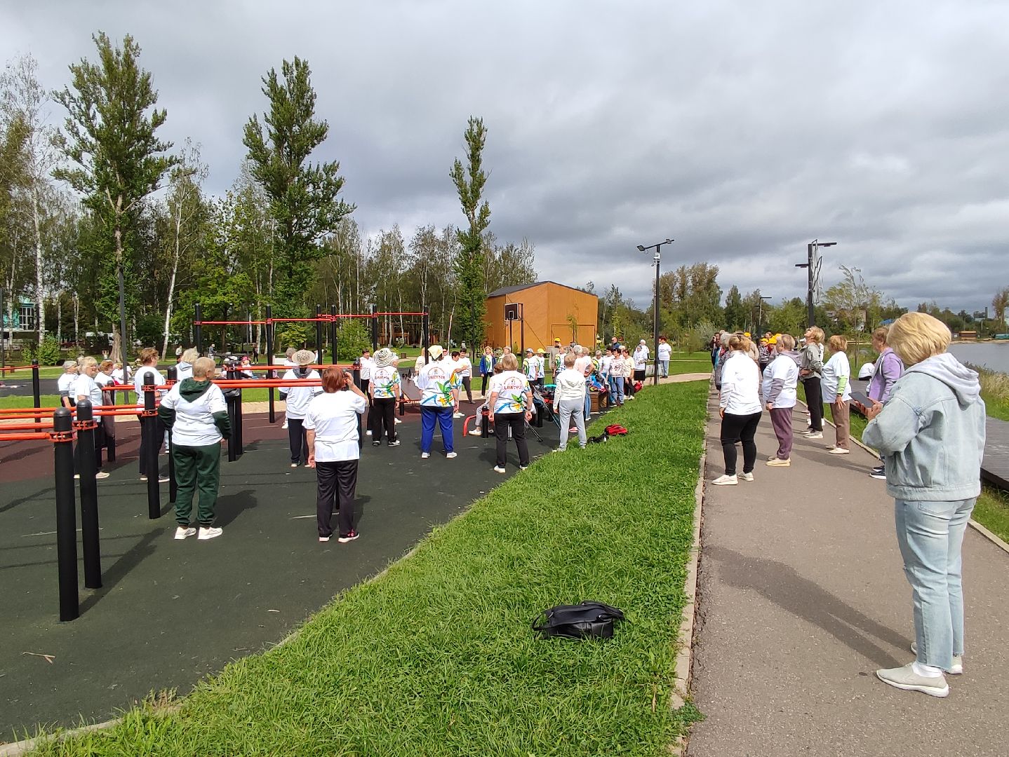 #йога, #активноедолголетие, #потягушки, #скандинавскаяходьба, #настольныйтеннис