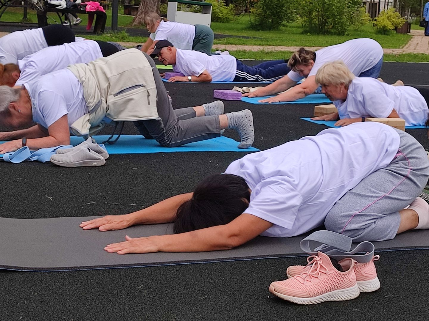 #йога, #активноедолголетие, #потягушки, #скандинавскаяходьба, #настольныйтеннис