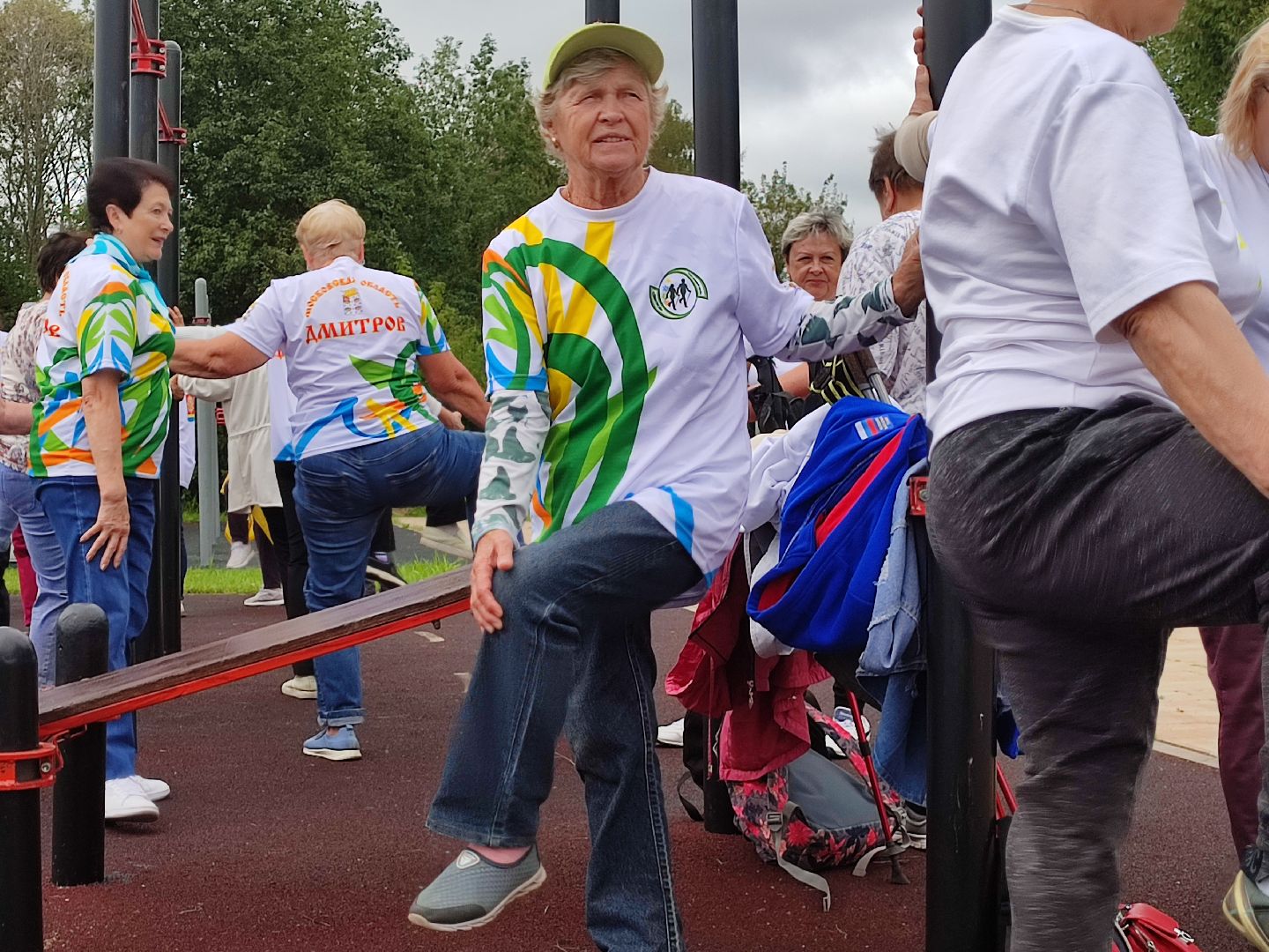 #йога, #активноедолголетие, #потягушки, #скандинавскаяходьба, #настольныйтеннис