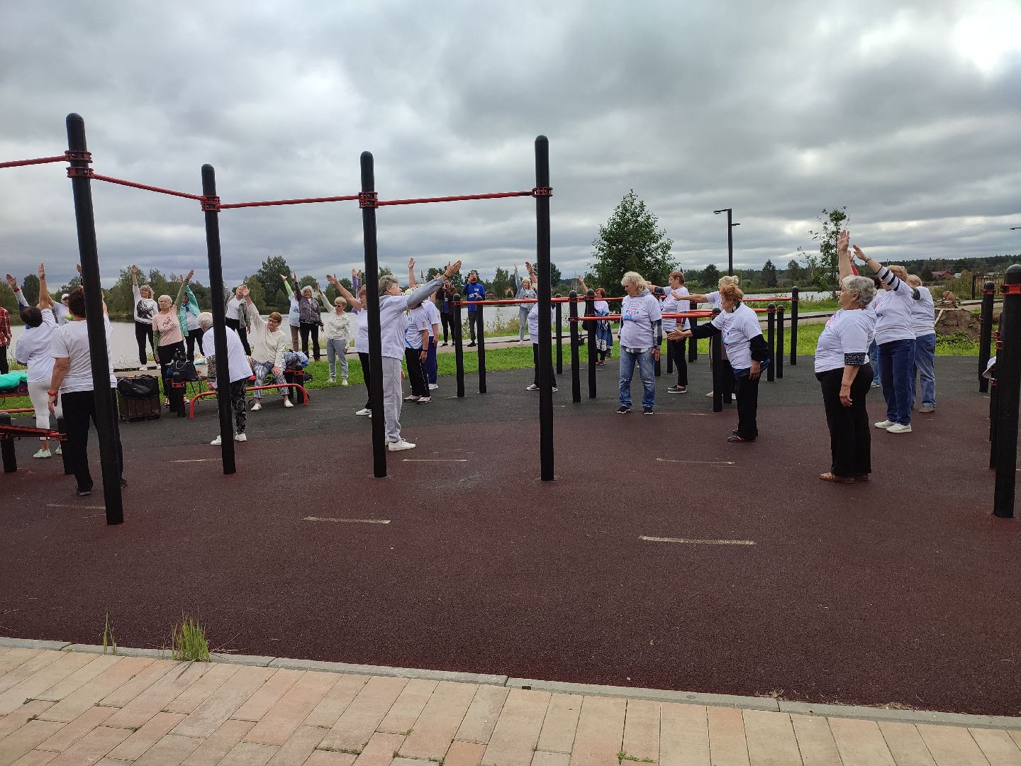 #йога, #активноедолголетие, #потягушки, #скандинавскаяходьба, #настольныйтеннис