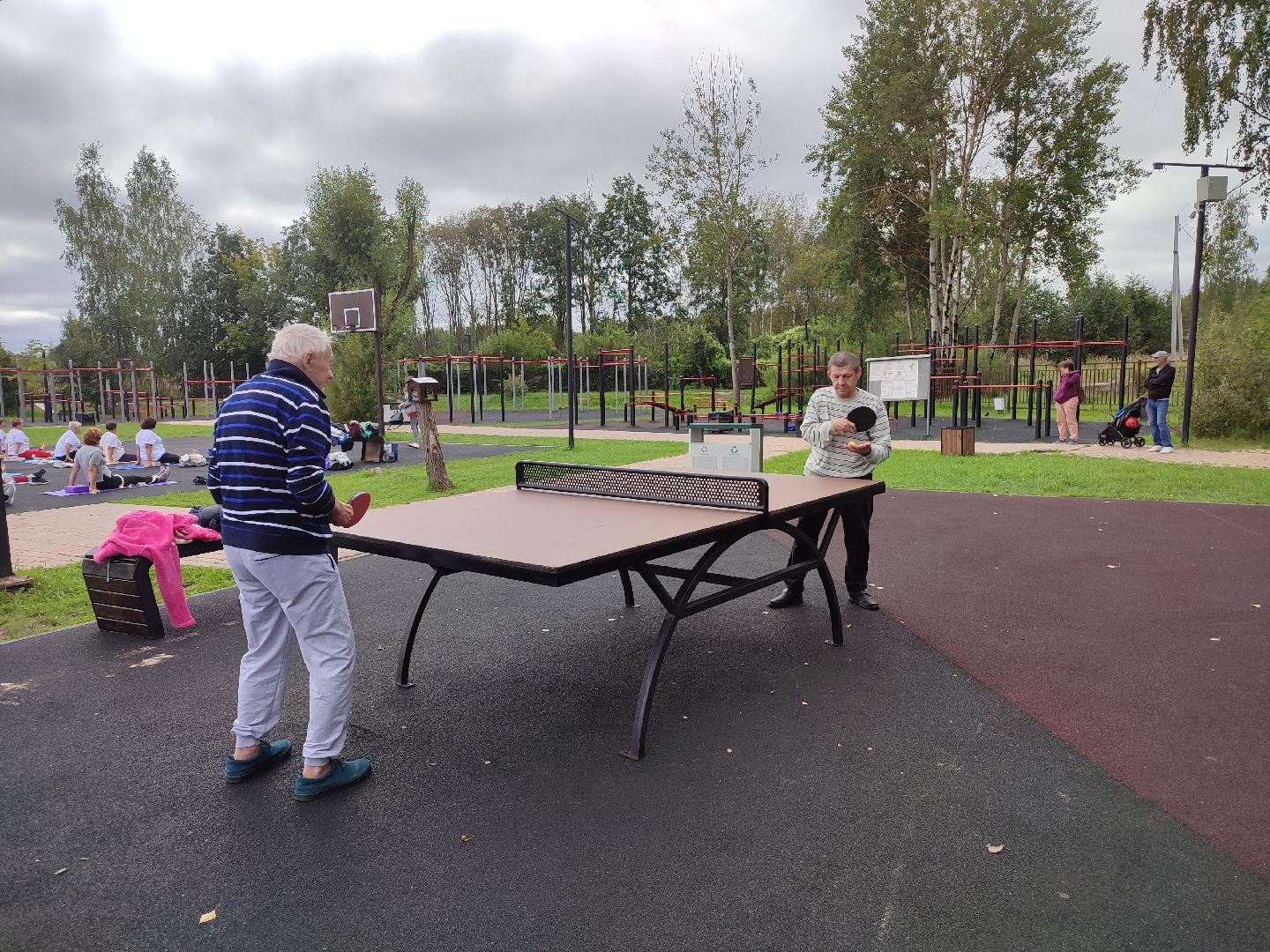 #йога, #активноедолголетие, #потягушки, #скандинавскаяходьба, #настольныйтеннис