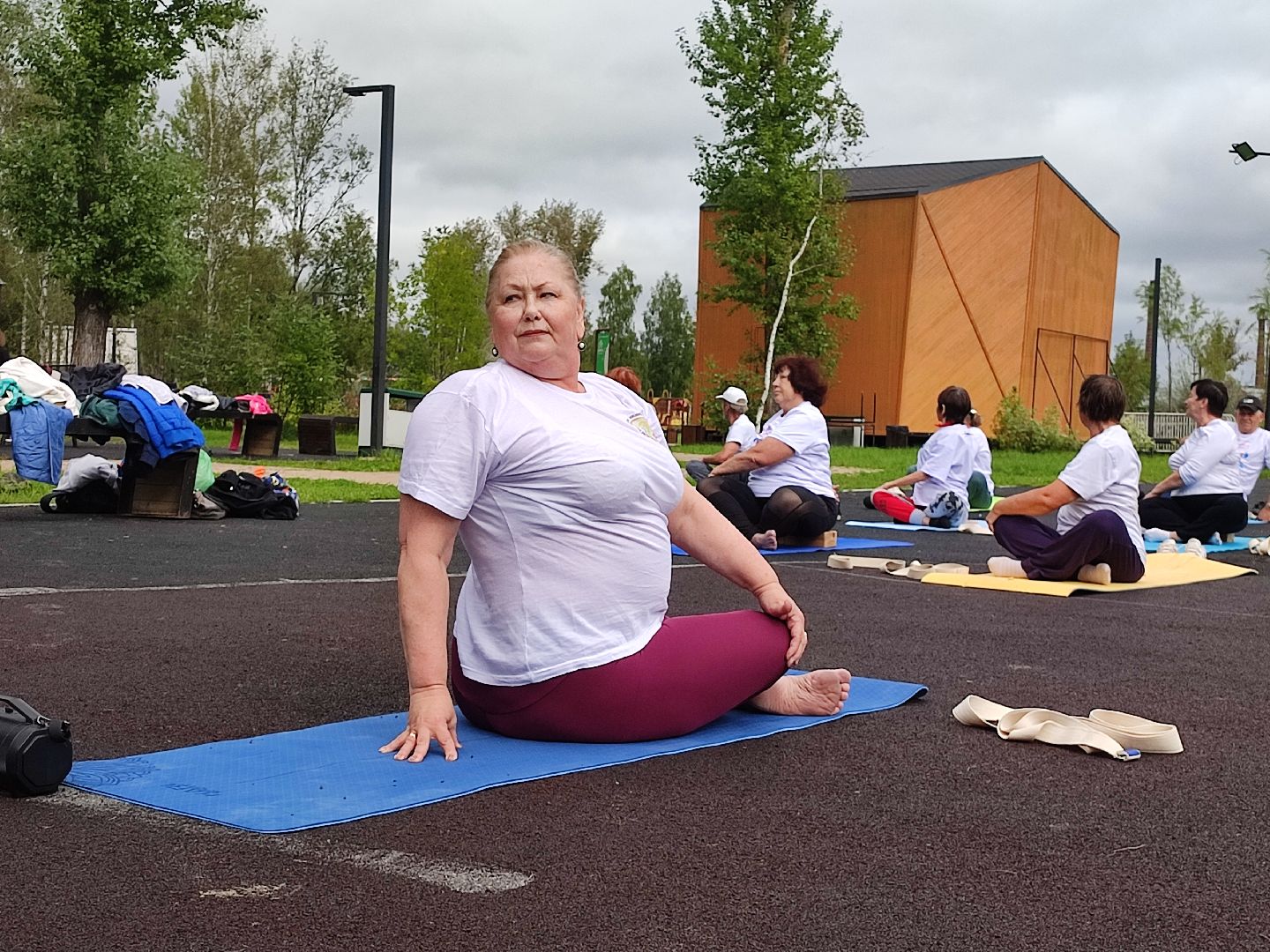 #йога, #активноедолголетие, #потягушки, #скандинавскаяходьба, #настольныйтеннис