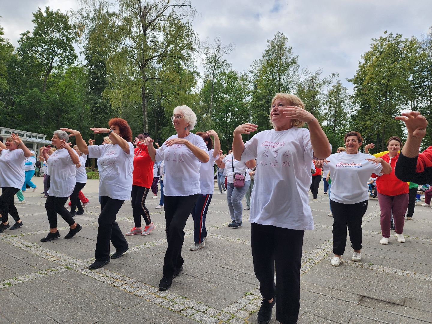 активное долголетие, танцы, коломна, егорьевск, Кривякино, зарядка долголетов,
