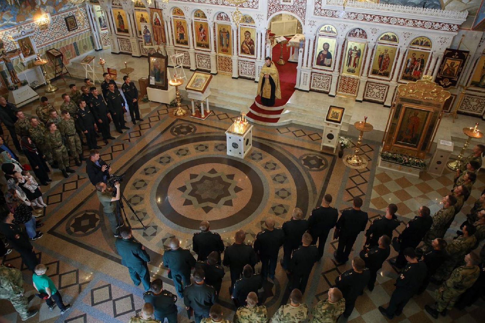 Балашиха, Подмосковье, общество, мурал, СВО, мемориальная доска, Александр Потапов