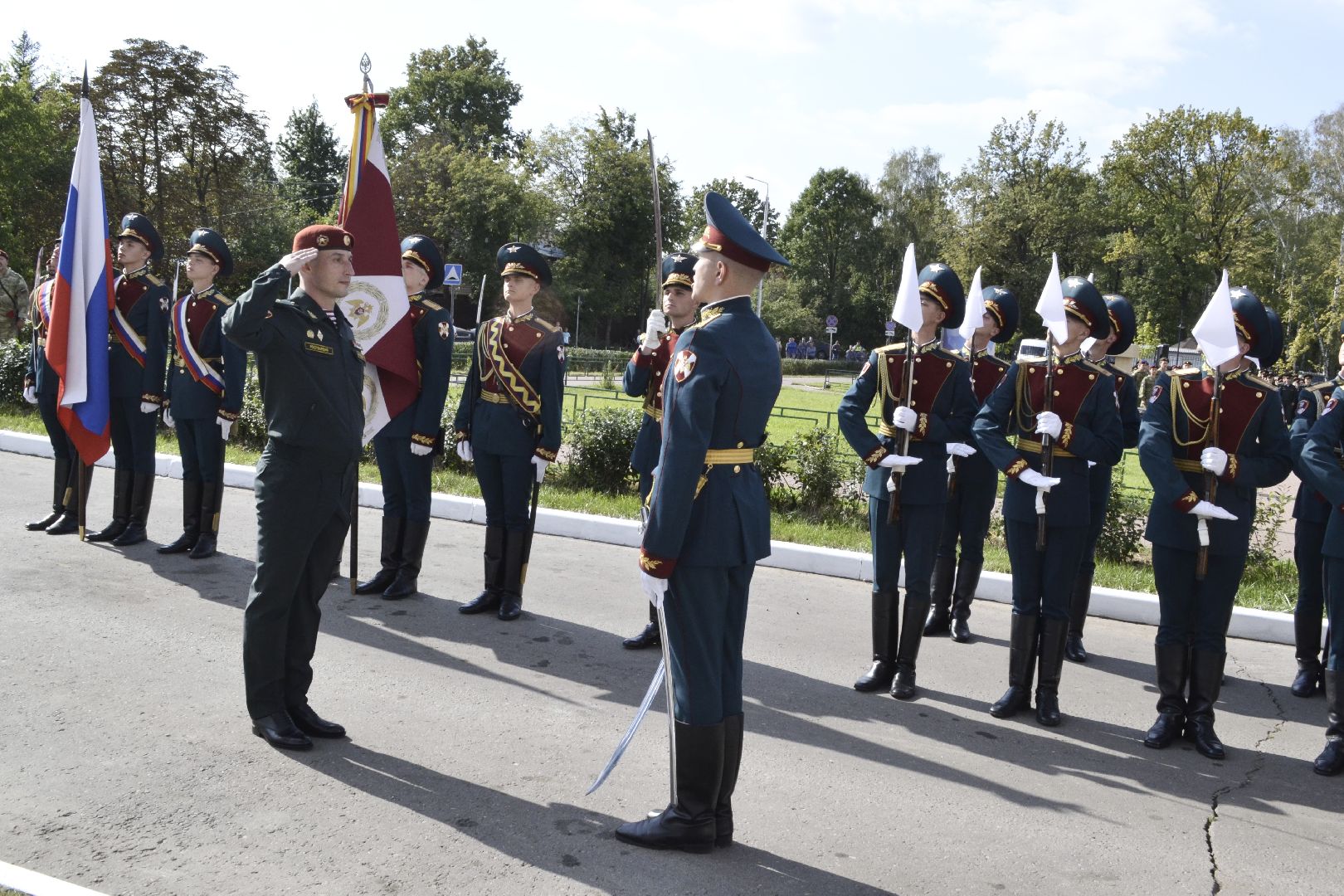Балашиха, Подмосковье, общество, мурал, СВО, мемориальная доска, Александр Потапов