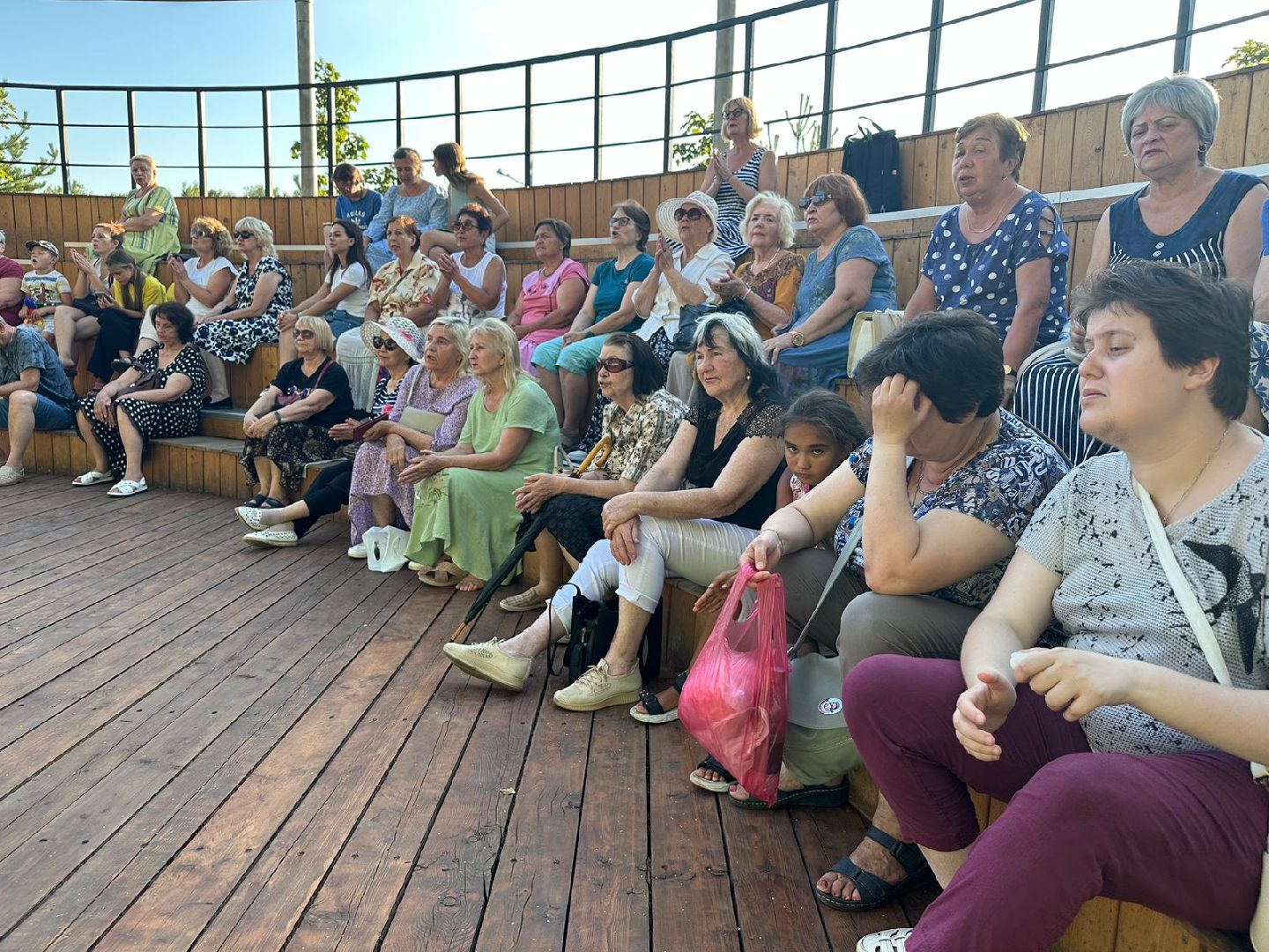 Ретро-песни в парке, коллаборация музыкальных коллективов, наро-фоминская областная больница,