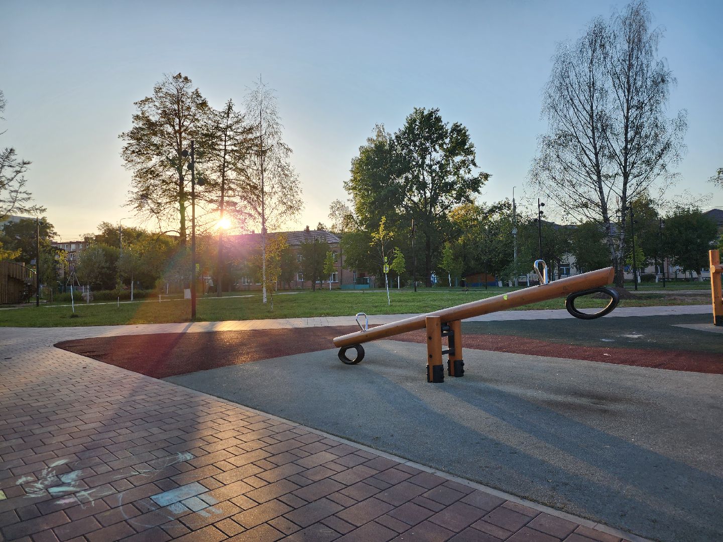 Павловский Посад, городской округ павловский Посад, люди, благоустройство, сквер, клумба, ремонт