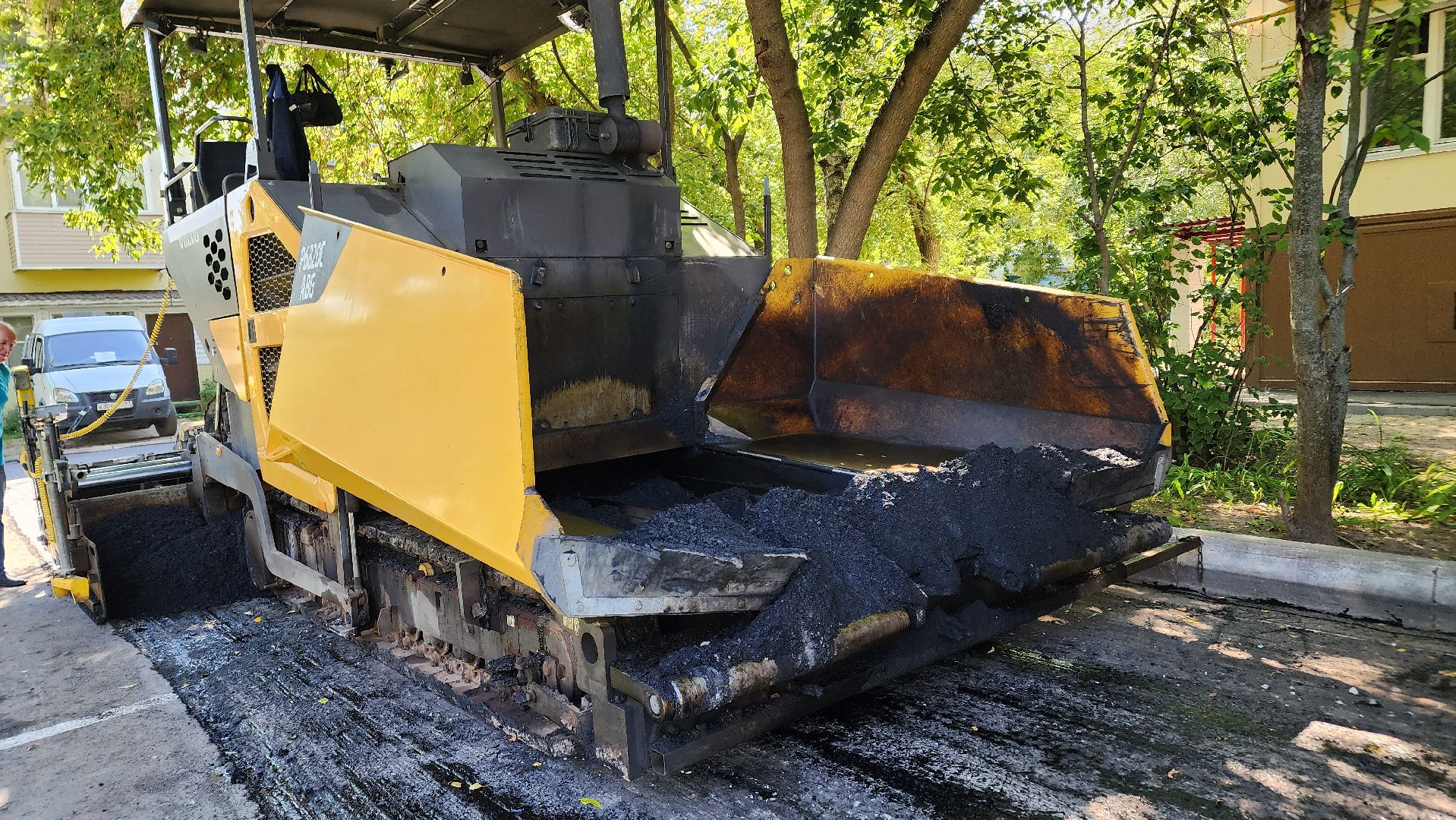 Ступино, благоустройство дворов, парковка у дома,