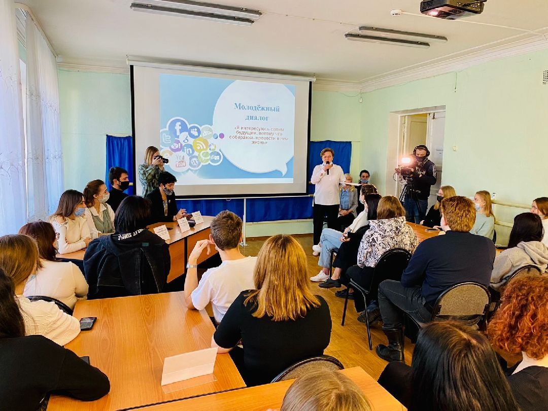 Протвино, Пущино, образование