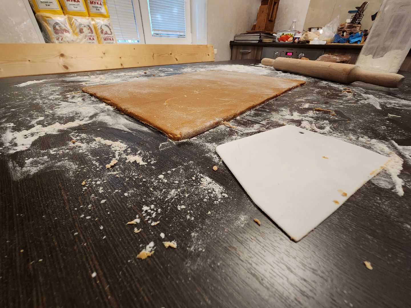 Максим Топорищев, Мытищи, пряник-рекордсмен, путевой дворец в Тайнинском