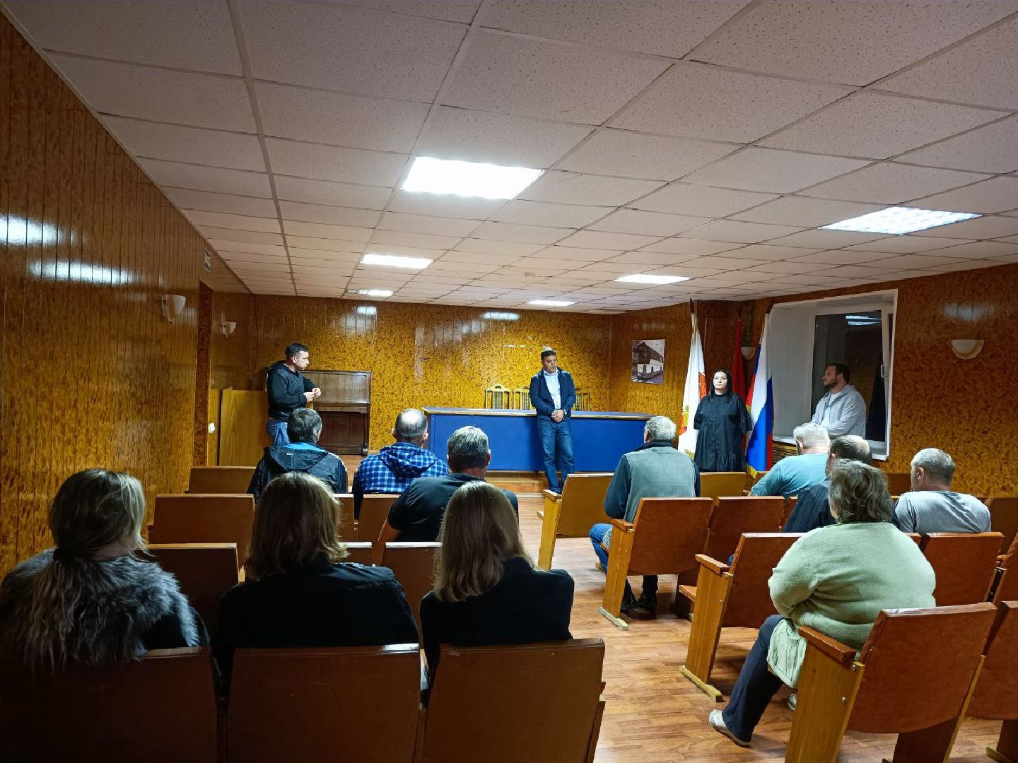 Можайск, Можайский городской округ, Подмосковье, глава, трудовой коллектив, трудовой спор, решение проблемы, люди, сотрудники, работа