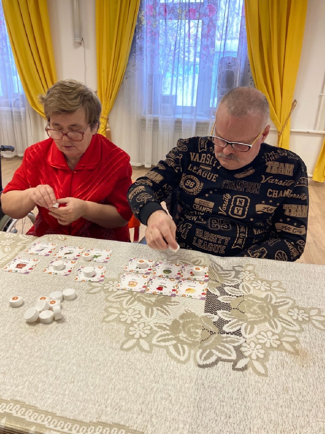 Клин, Общество