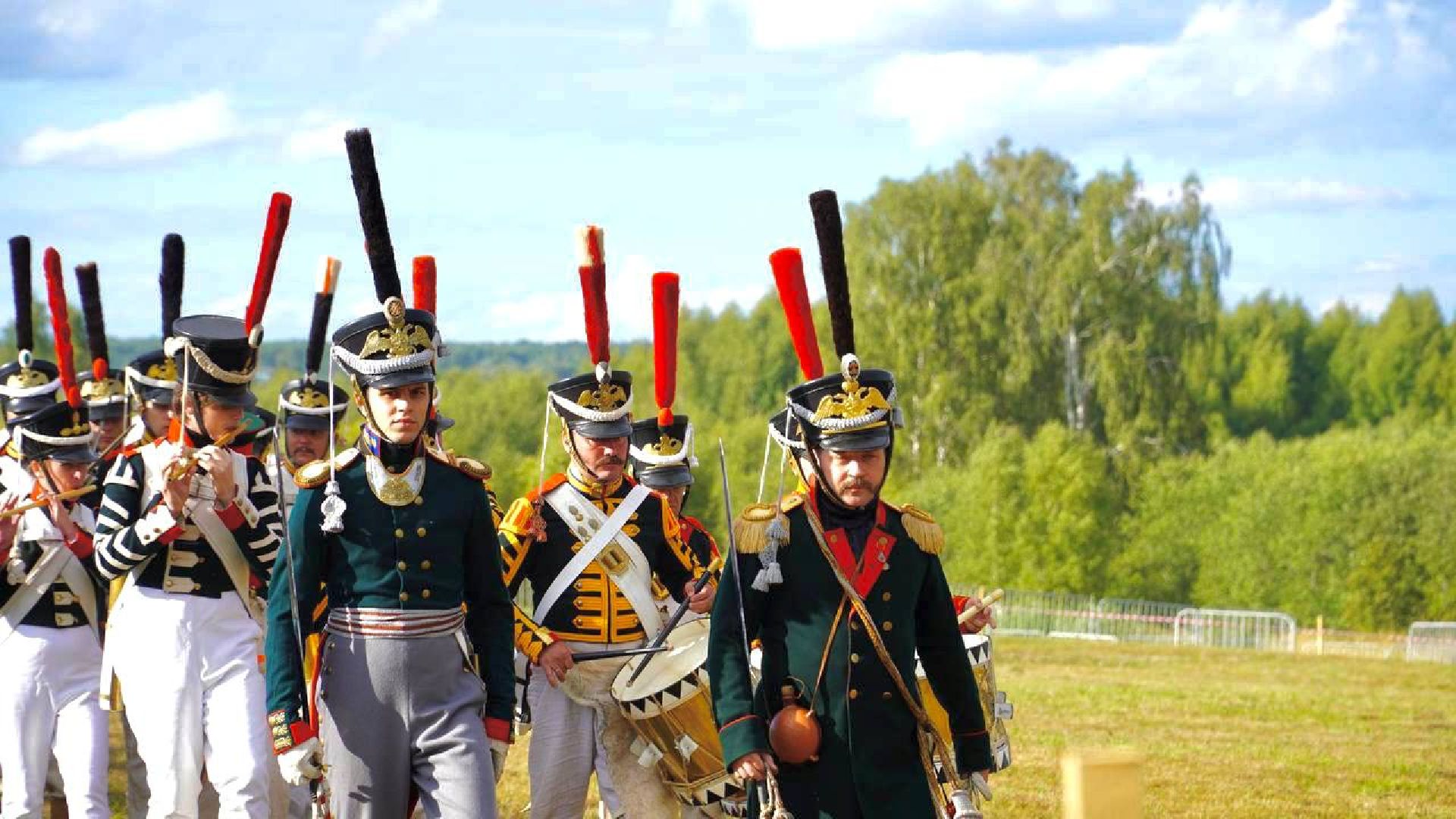 Можайск, Можайский городской округ, Подмосковье, военно-исторический фестиваль, День Бородина, праздник, туризм, зрители, французкая армия, русская армия