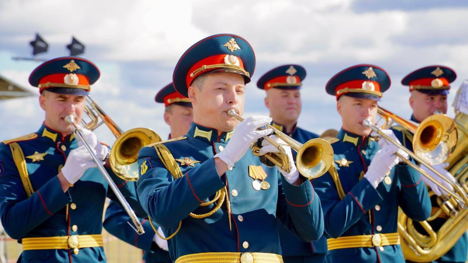 Можайск, Можайский городской округ, Подмосковье, военно-исторический фестиваль, День Бородина, праздник, туризм, зрители, французкая армия, русская армия