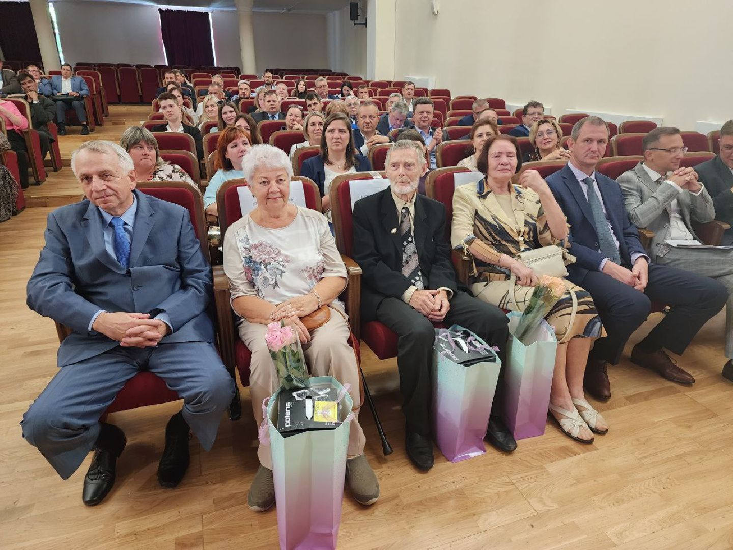 ветеринары; видное; день ветеринара; праздник; награды; подмосковье