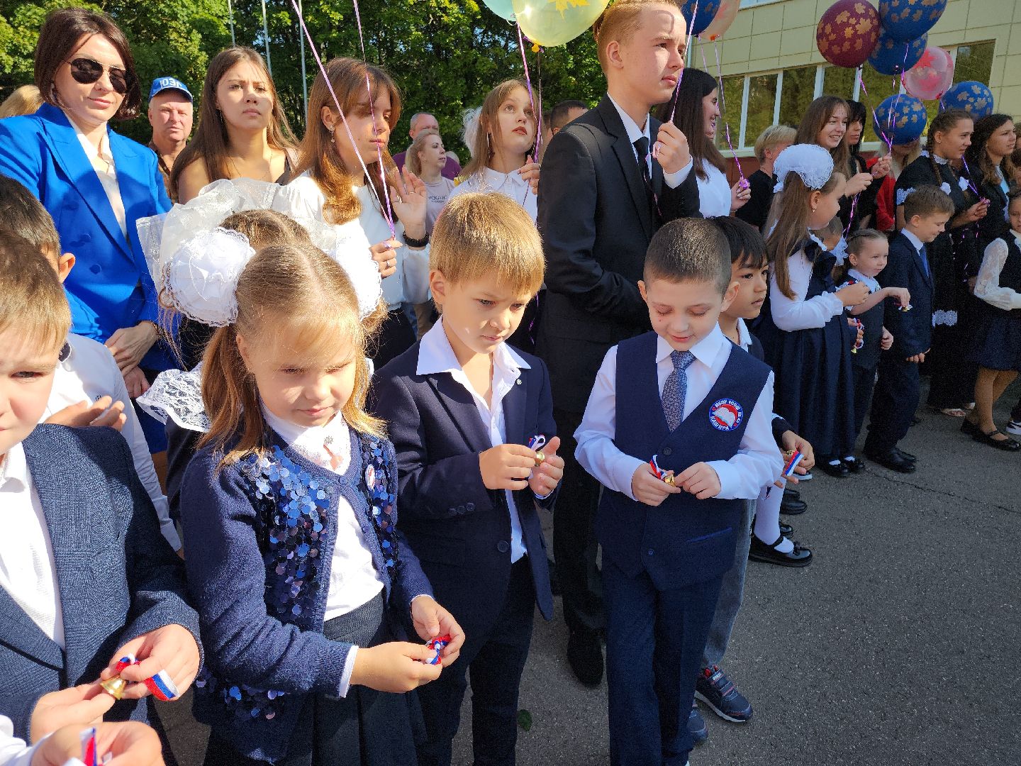 Кашира, СОШ №4, День знаний, 1 сентября, первоклассники