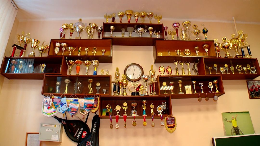 спорт, пауэрлифтиг, многоборье, параолимпийцы, тренировки, инвалиды, Денис Пупышев, Реутов