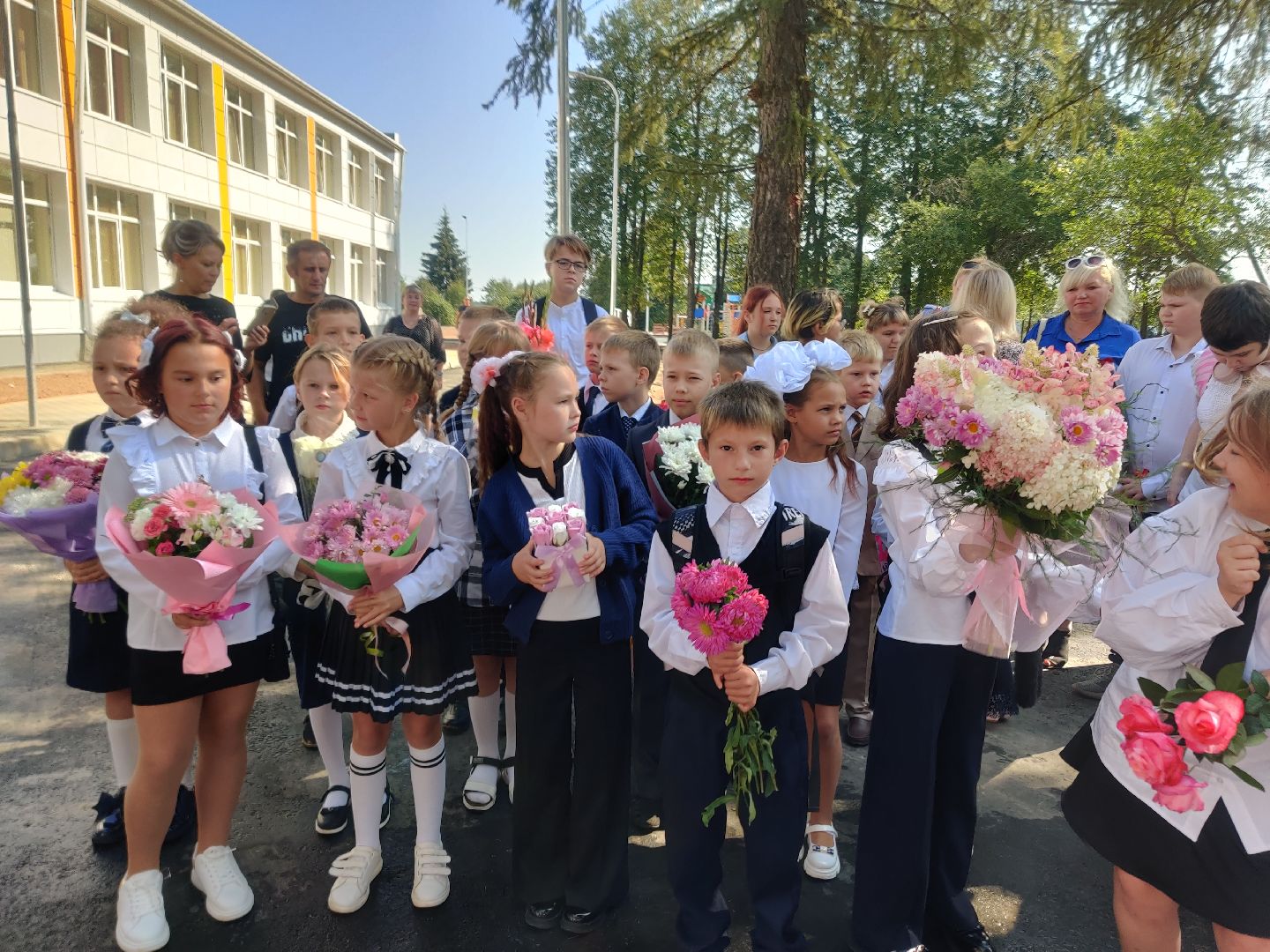 Красноармейск, Пушкинский, день знаний, капремонт школы