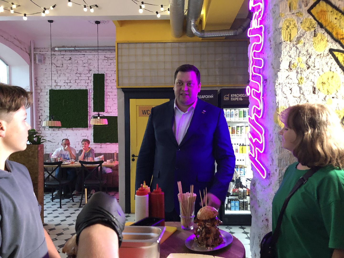 Каримов, бургеры, химки,