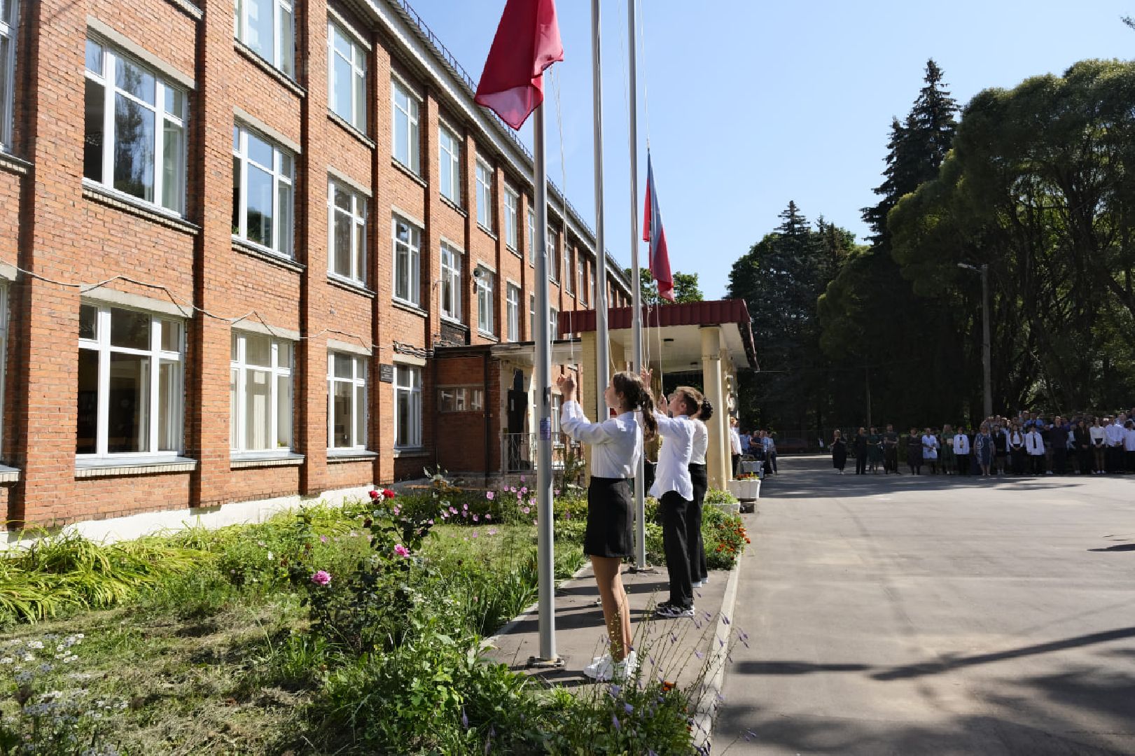 Пущино, образование