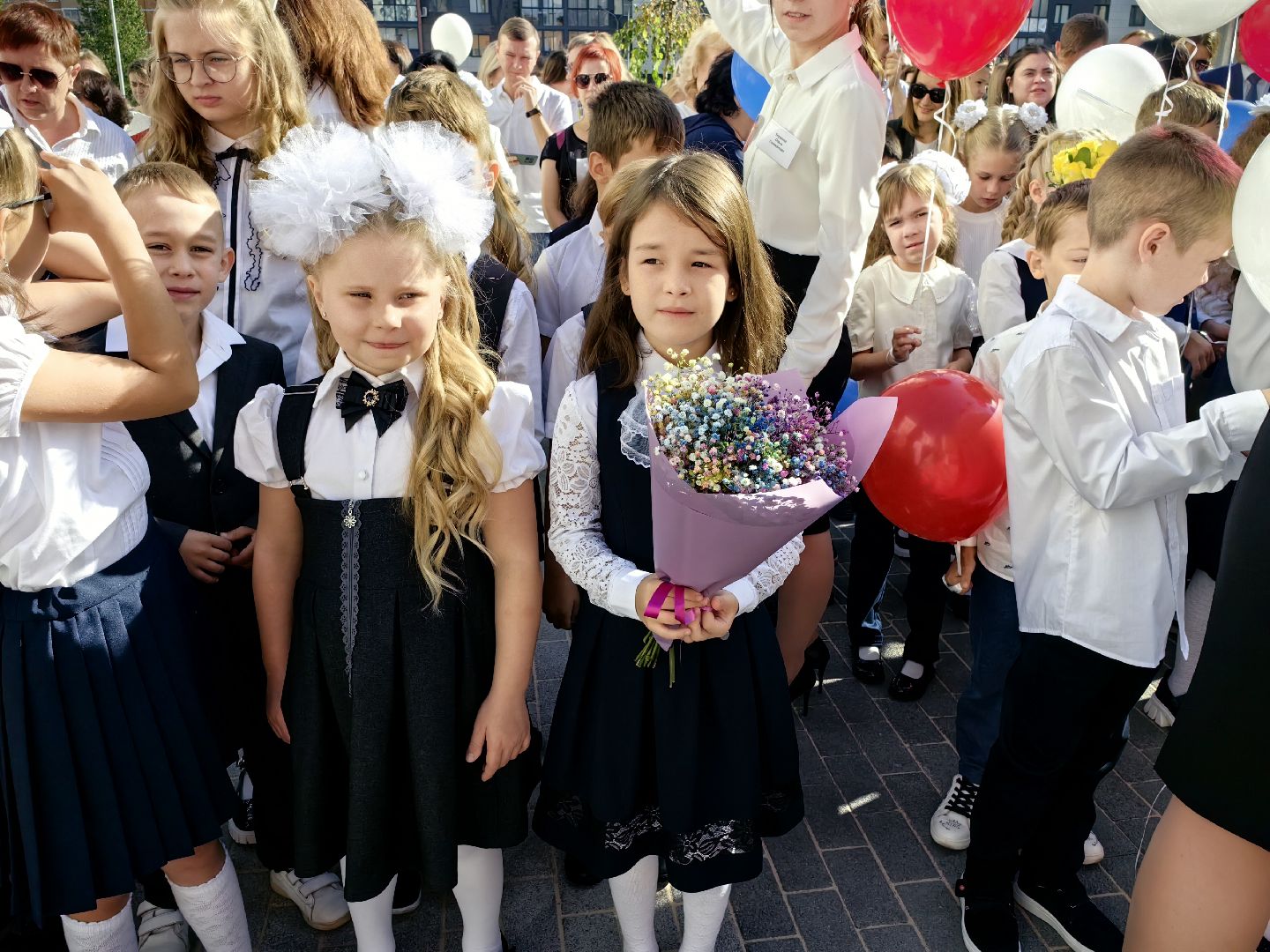 Первый класс, День Знаний, парта, событие, первый звонок