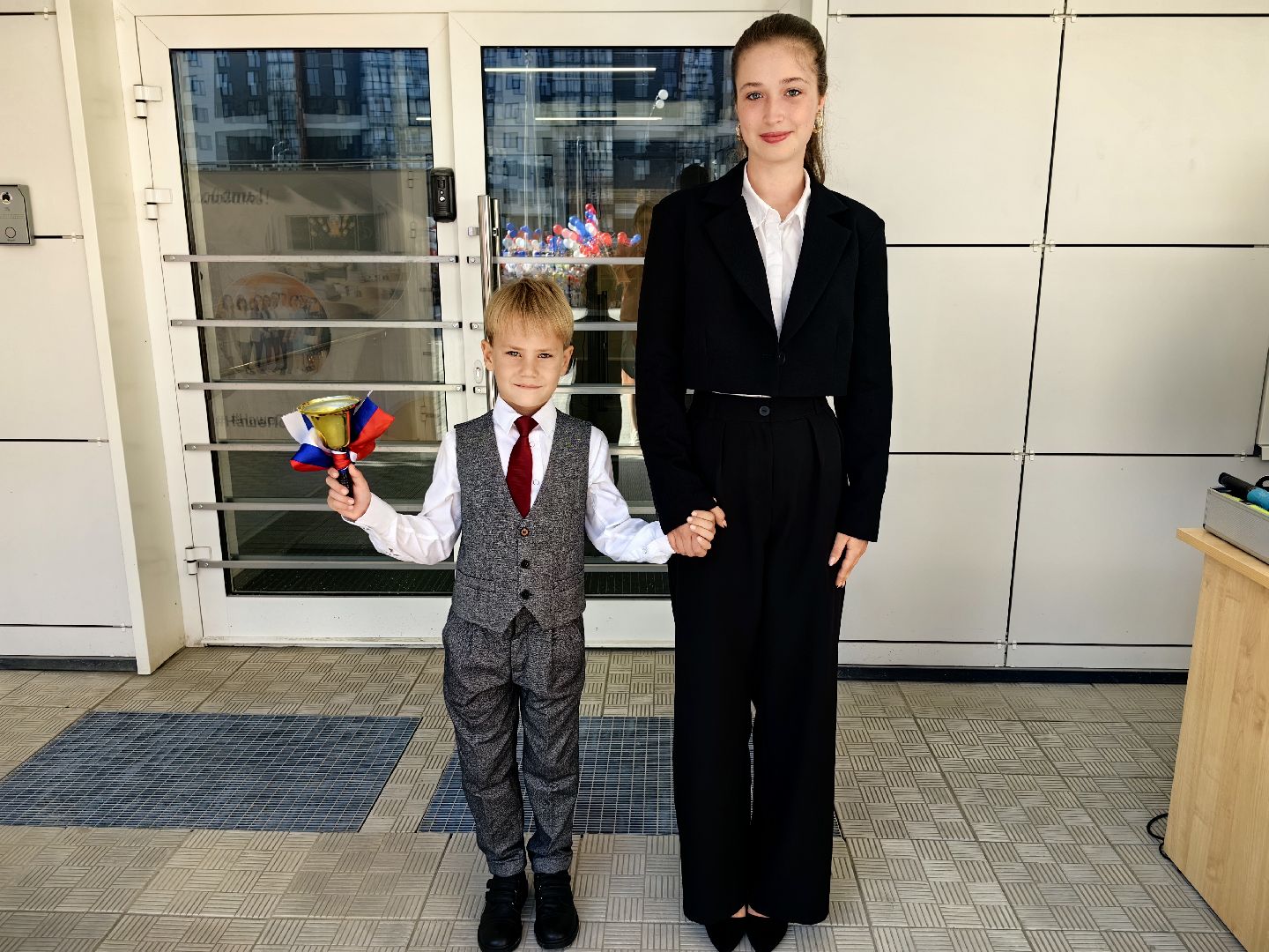 Первый класс, День Знаний, парта, событие, первый звонок